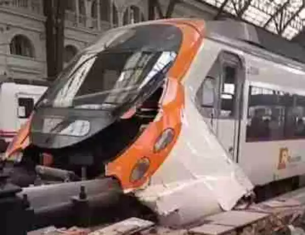 Early Morning Train Crash Injures 48 People In Barcelona